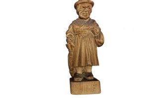 Geschnitzte Holzfigur