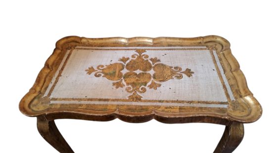 Venezianisches Tischchen