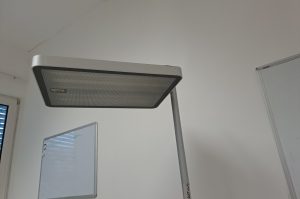 Stehlampe B2