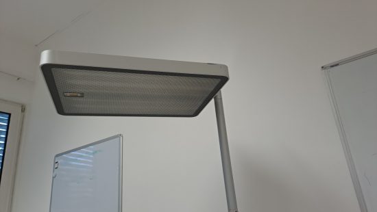 Stehlampe B2