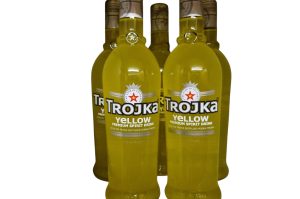 Trojka Yellow
