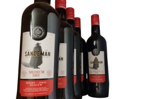 Sandeman Medium dry