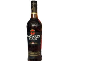 Bacardi Black 