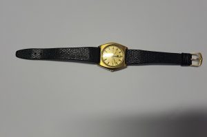 Herrenarmbanduhr CAV8