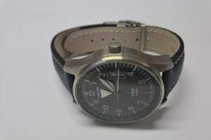 Automatik Herrenarmbanduhr CAV8