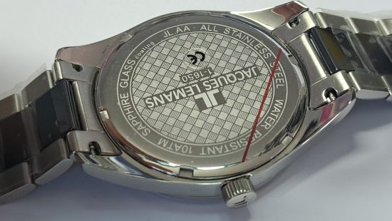 Herrenarmbanduhr CAV8