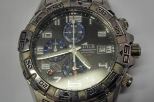 Chronograph CAV8