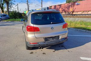 VW Tiguan FIN: WVGZZZ5NZGW025794