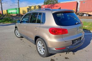 VW Tiguan FIN: WVGZZZ5NZGW025794