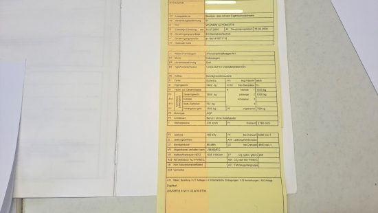 PKW Golf FIN: WVWZZZ1JZYD623778