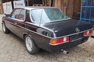 Mercedes FIN: 123 043 10 009585