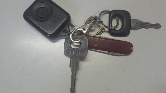 Mercedes FIN: 123 043 10 009585