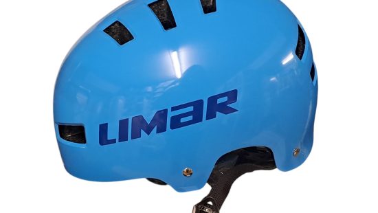 Helm blau