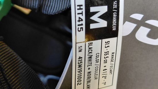 Helm schwarz glänzend