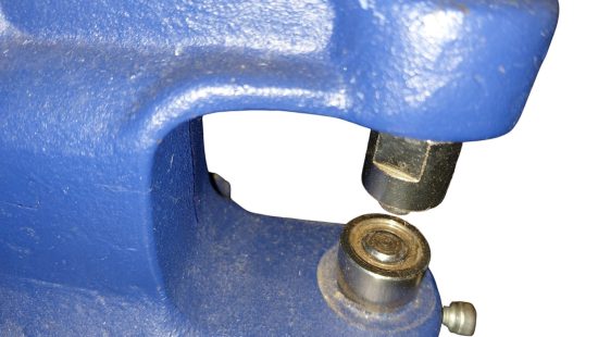 Mechanisches Pressgerät