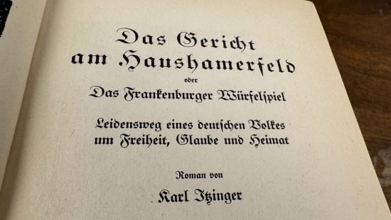 Geschichtsbücher 