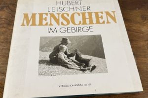 Menschen im Gebirge