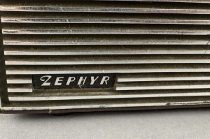 Retro Radio Zephyr