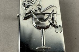 Zippo mit Dame