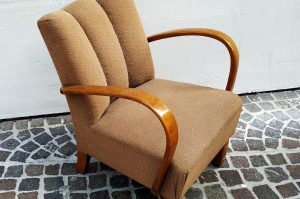 Sessel  im Halabala Stil