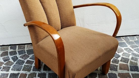 Sessel  im Halabala Stil