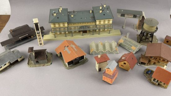 Modelleisenbahnhäuser 