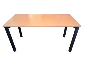 Schreibtisch