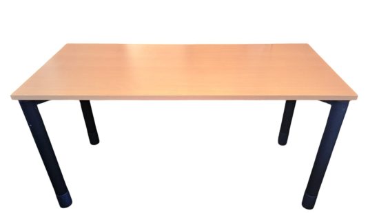Schreibtisch