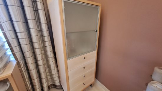 Vitrinenschrank WZ