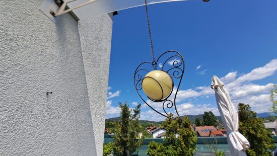 Deko und Fensterbankblumen