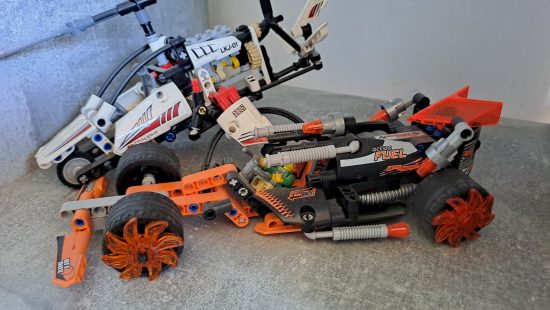 Ferngesteuerte Autos