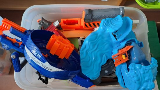 Spielzeugkiste KT