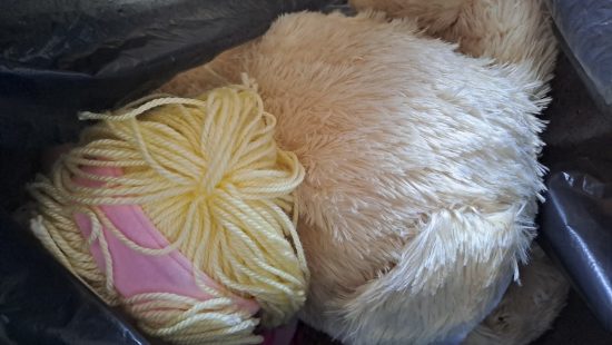 Sack mit Plüschtieren KT