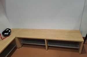 Garderoben Einheit K