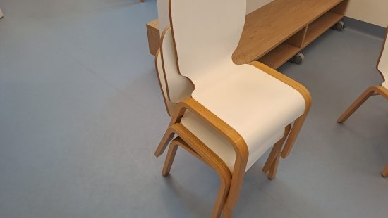 Kinderstühle DG