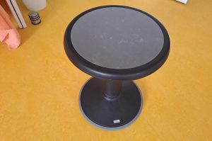 Sitzhocker EG