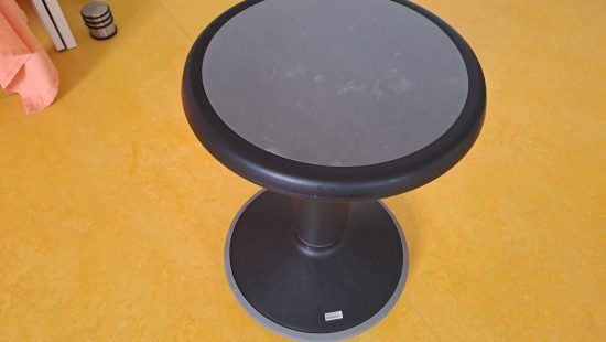 Sitzhocker EG