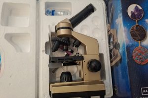 Lab Microscope DG