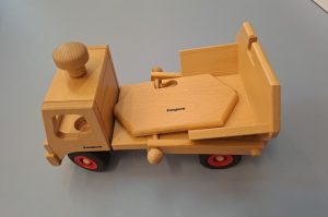 Holzauto DG