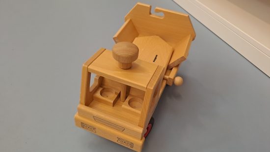 Holzauto DG