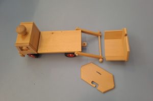 Holzauto DG