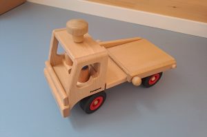 Holz Lastwagen DGG