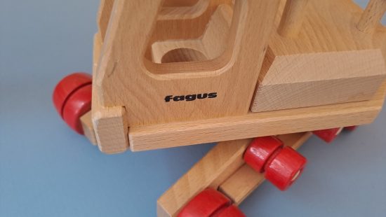 Holz Bagger DGG