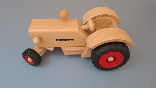 Holz Traktor DGG
