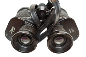 Fernglas K8