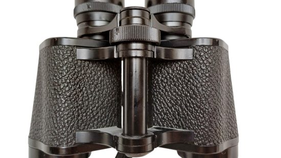 Fernglas K8