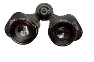 Fernglas K8