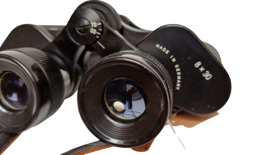 Fernglas K8