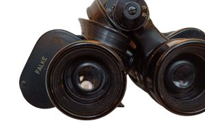 Fernglas K8