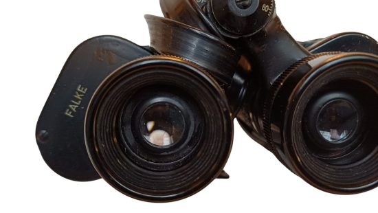Fernglas K8